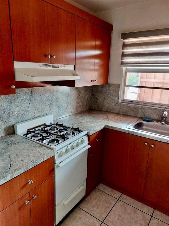 6850 W 14th Ct C22, Hialeah, Floride 33014, États-Unis