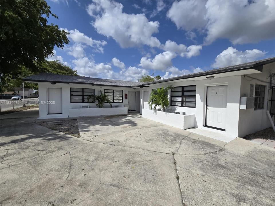 7090 NW 17th Ave 1, Miami, 플로리다 33147, 미국