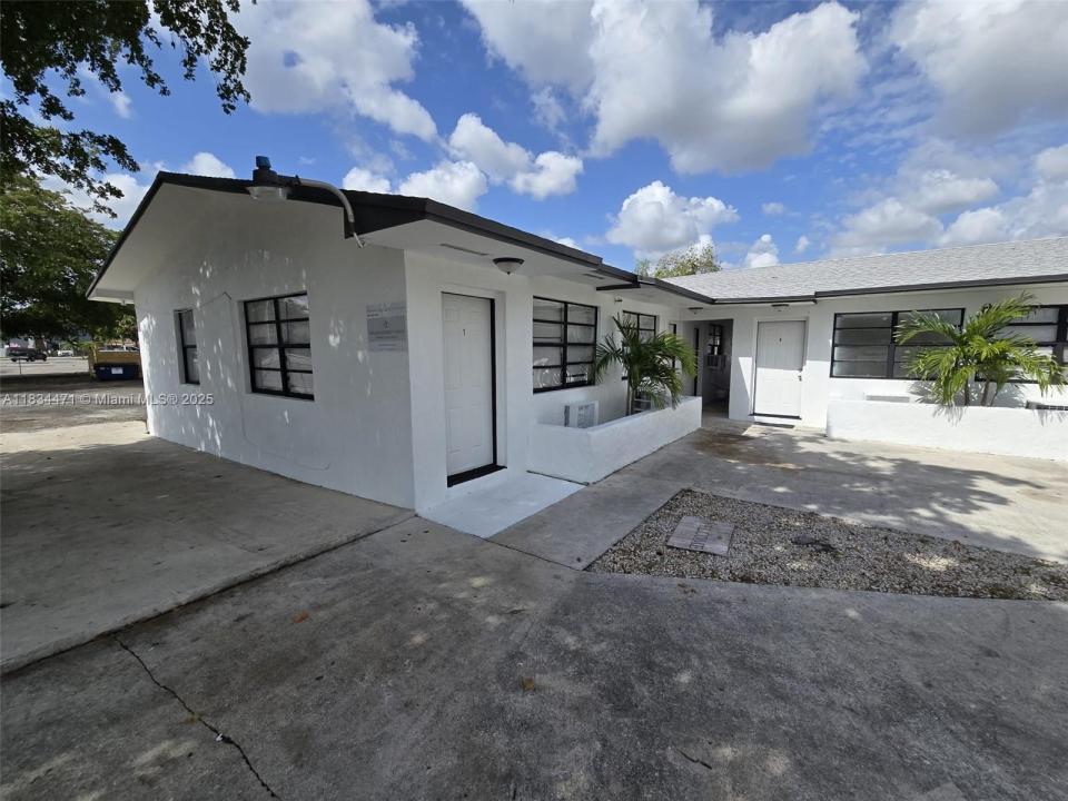 7090 NW 17th Ave 1, Miami, 플로리다 33147, 미국