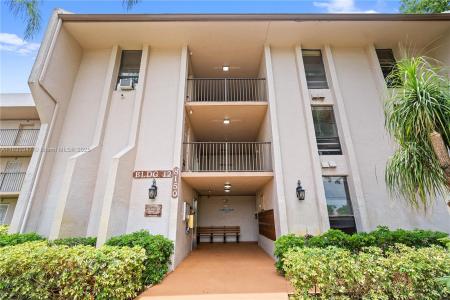 8150 W Mcnab Rd 104, Tamarac, Florida 33321, USA