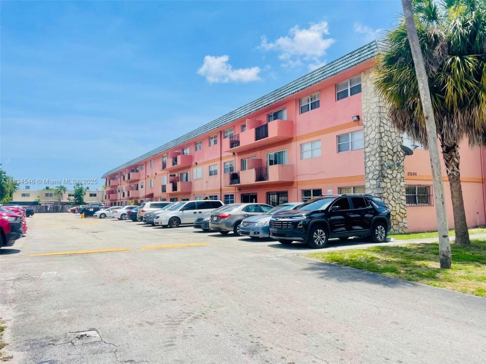 17101 NW 57th Ave 314, Miami Gardens, Флорида 33055, Соединенные Штаты