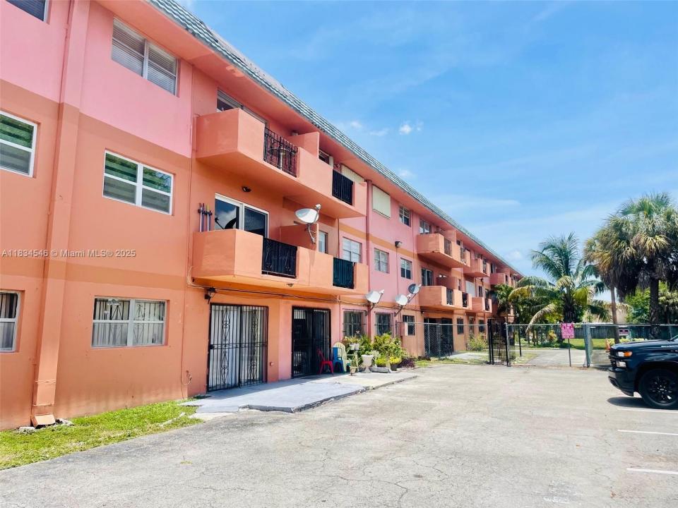 17101 NW 57th Ave 314, Miami Gardens, Флорида 33055, Соединенные Штаты