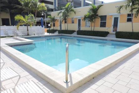 310 Arthur St 9, Hollywood, Florida 33019, USA