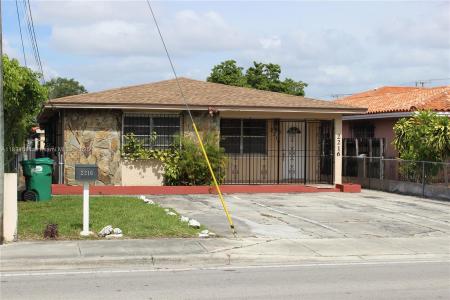 2216 SW 62nd Ave, Miami, Florida 33155, USA