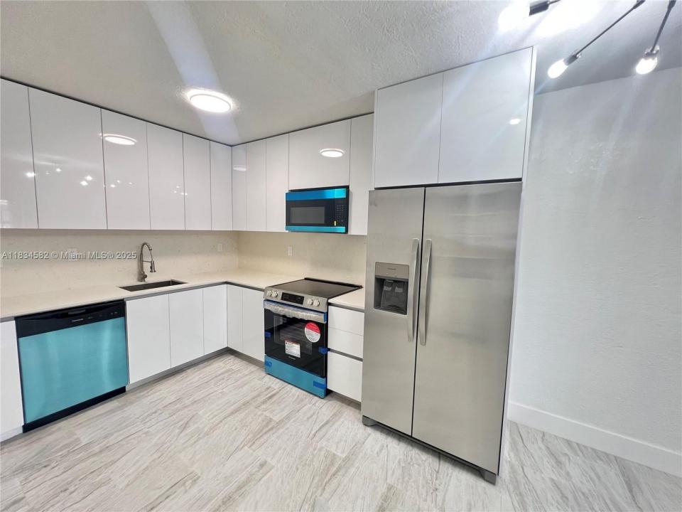 19120 NW 36th Ave 19120, Miami Gardens, Floride 33056, États-Unis