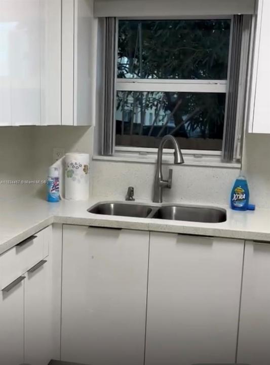 1020 SW 7th St 2, Miami, Florida 33130