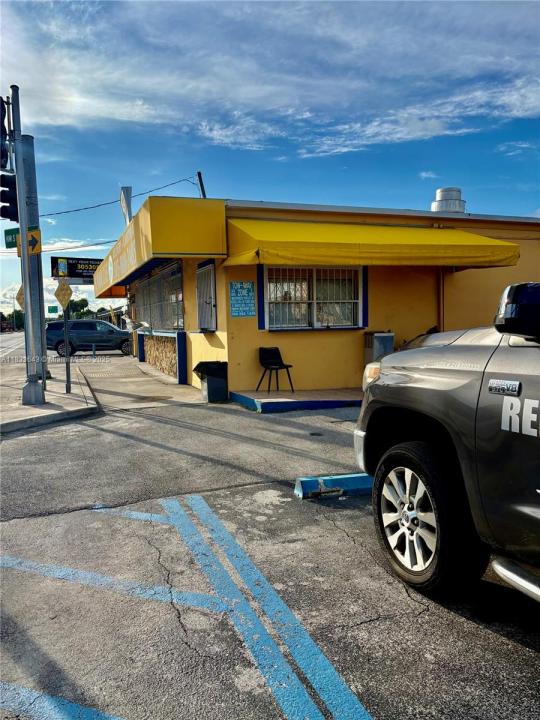 8401 NW S River  Dr, Medley, Floride 33166, États-Unis