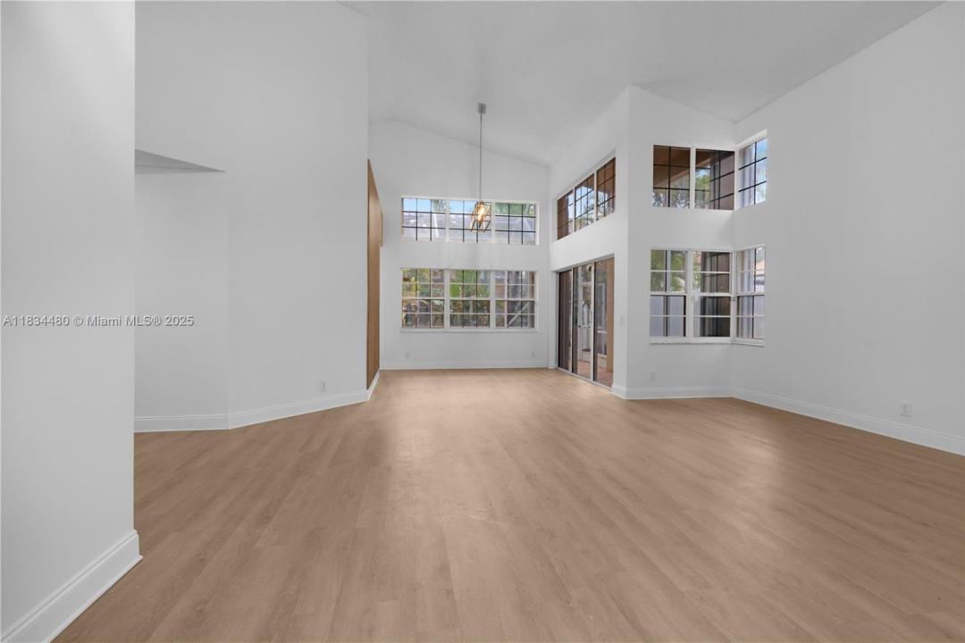 1525 Seabay Rd, Weston, فلوريدا 33326, الولايات المتحدة
