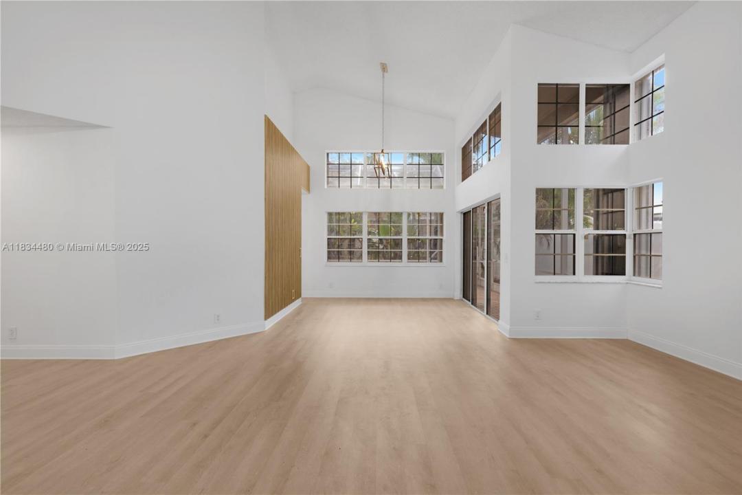 1525 Seabay Rd, Weston, فلوريدا 33326, الولايات المتحدة