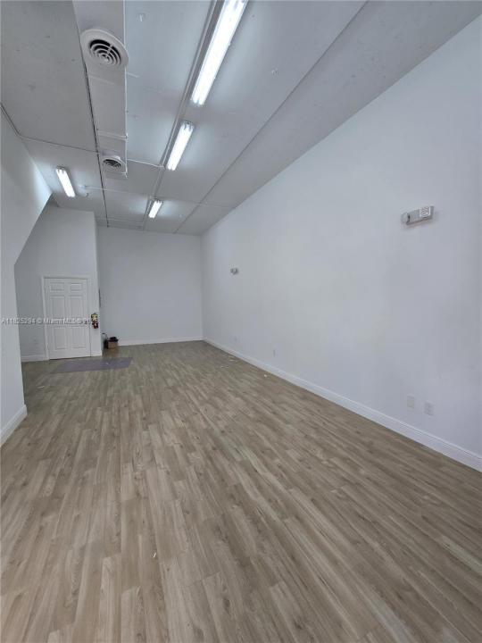 2441 NW 93rd Ave 106, Doral, Florida 33172, Estados Unidos