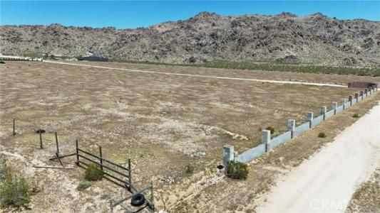 Villa Nova Road, Lucerne Valley, קליפורניה 92356, ארצות הברית של אמריקה 