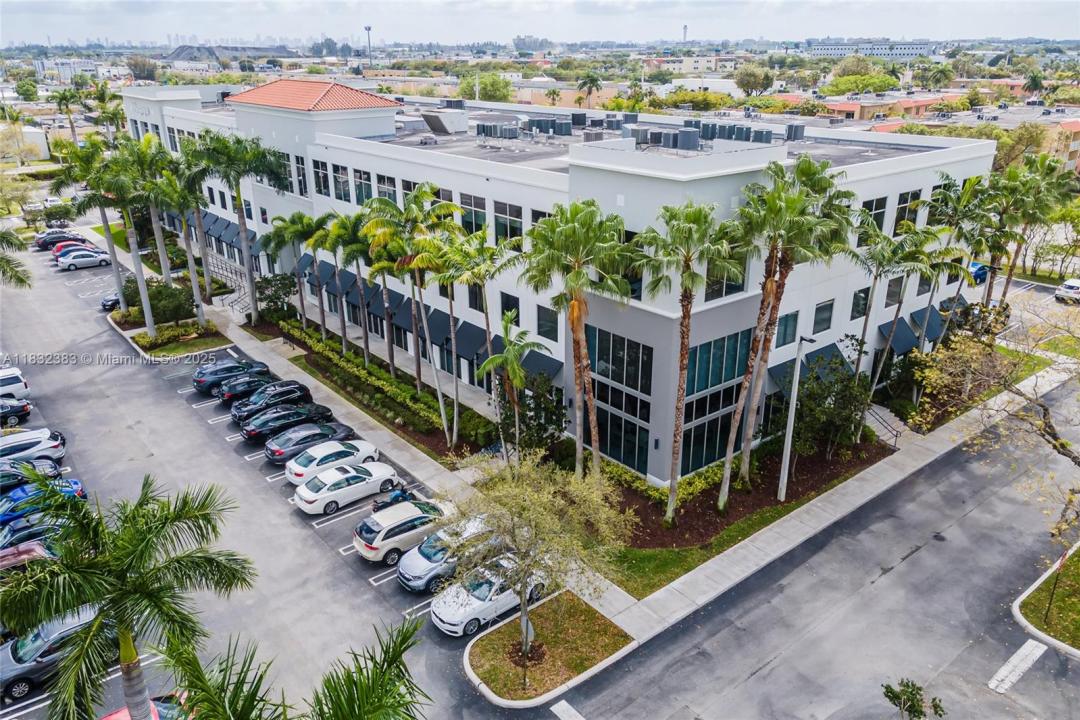 7950 NW 53rd St 322-324-326, Doral, Flórida 33166, Estados Unidos