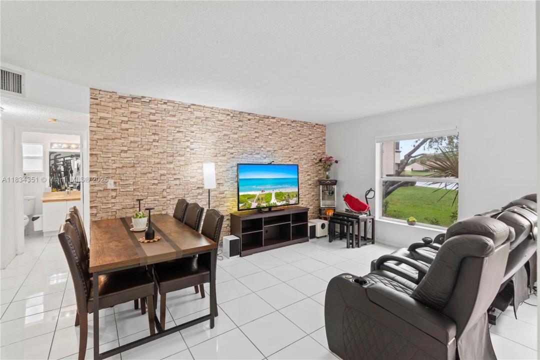 8577 W Boca Glades Blvd D, Boca Raton, 佛罗里达州 33434, 美国