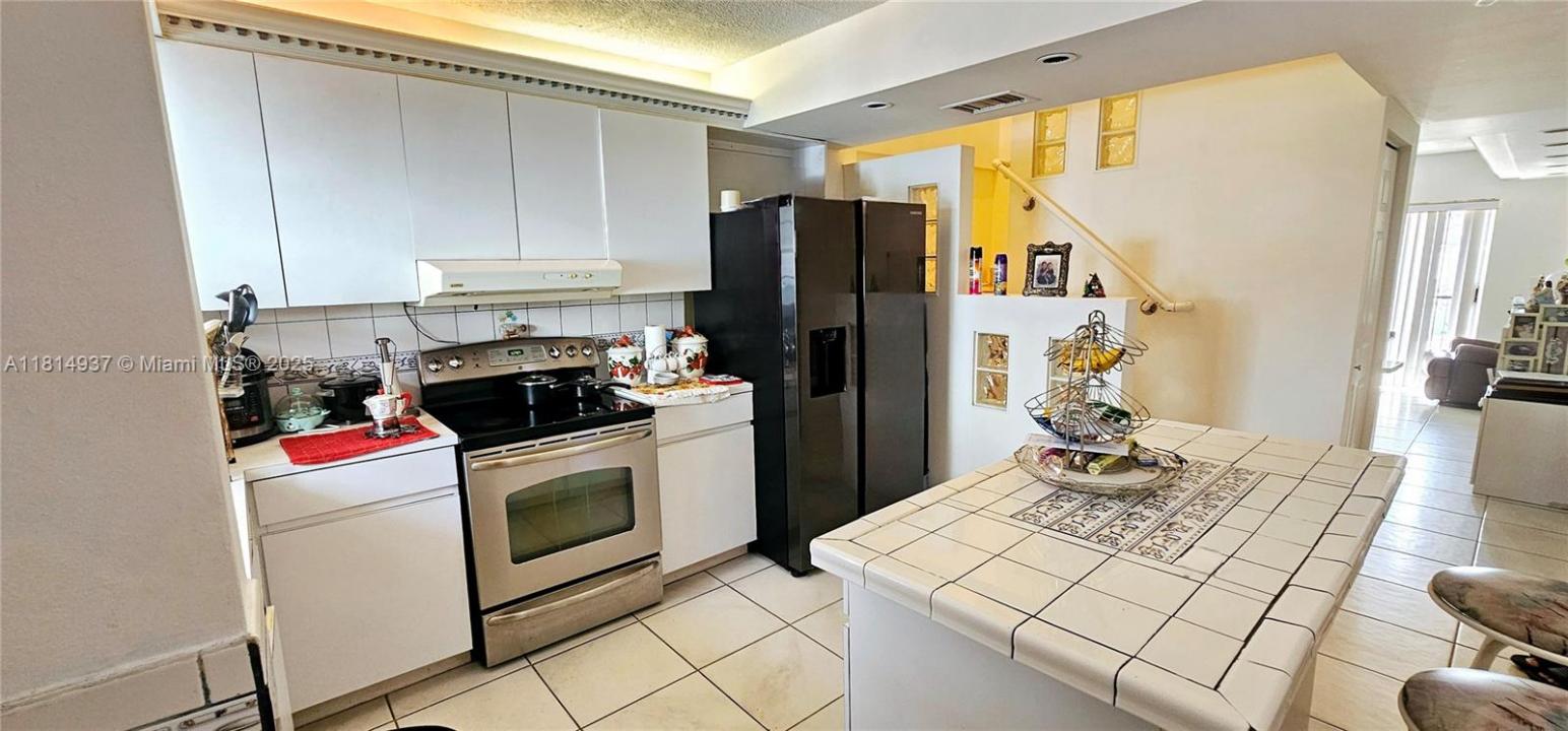 3494 E 4th Ave 1207, Hialeah, 佛羅里達州 33013, 美國