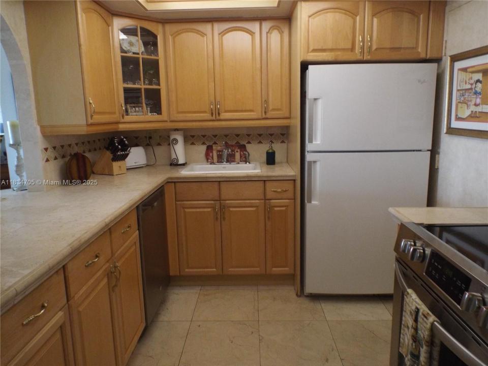 500 Three Islands Blvd 613, Hallandale Beach, 佛罗里达州 33009, 美国