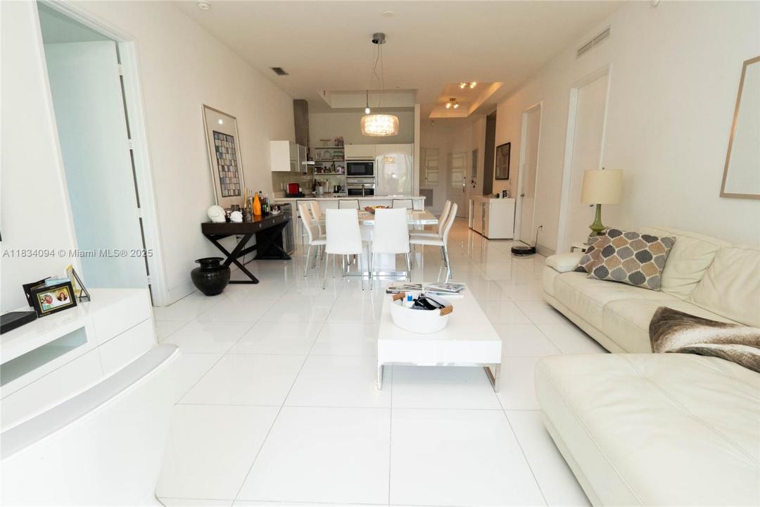 150 Sunny Isles Blvd 1-TH403, Sunny Isles Beach, Floride 33160, États-Unis