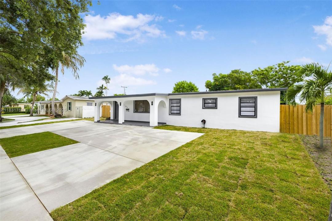 5425 SW 112th Ave, Miami, 佛羅里達州 33165, 美國