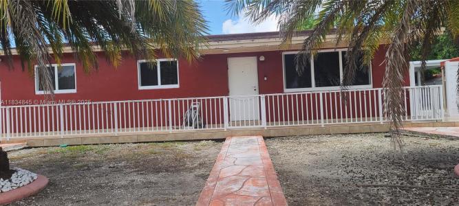 11820 SW 206 ST, Miami, Florida 33177, USA