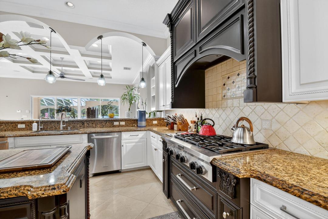 6854 W Calumet Circle, Sherbrooke Estates, Lake Worth, Florida 33467