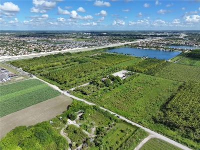 10301 SW 240th St, Homestead, פלורידה 33032, ארצות הברית של אמריקה 