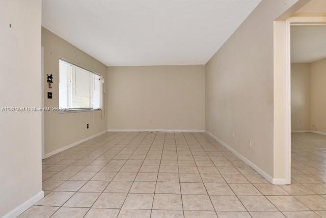 2101 NE 68th St 103, Fort Lauderdale, Florida 33308