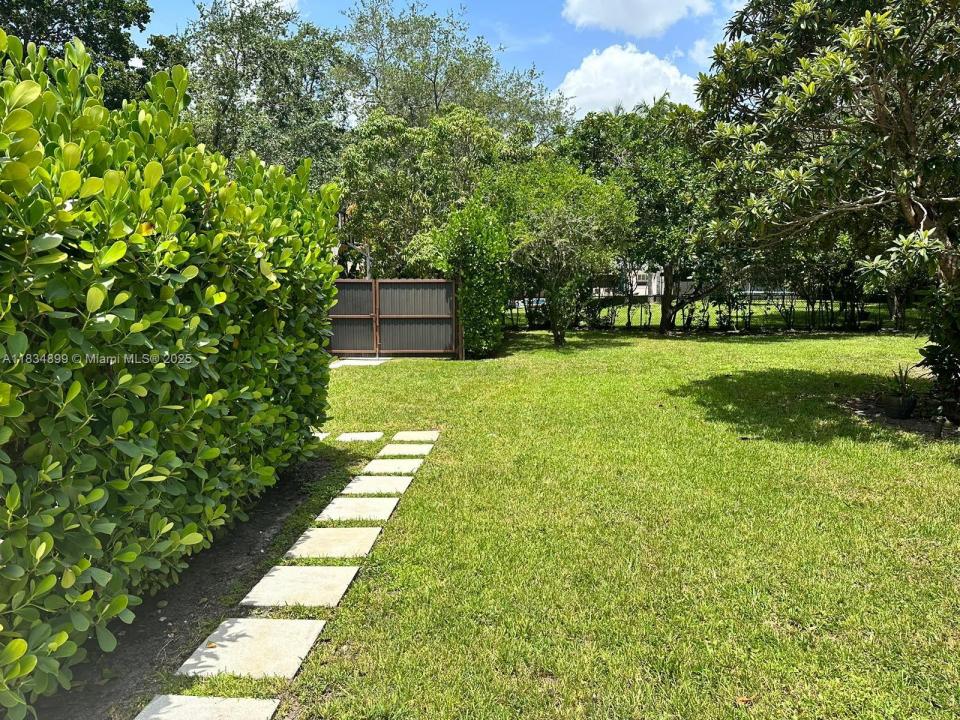8755 SW 96th St, Miami, Florida 33176