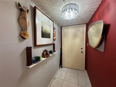 3910 Inverrary Blvd 603-B, Lauderhill, Florida 33319, USA