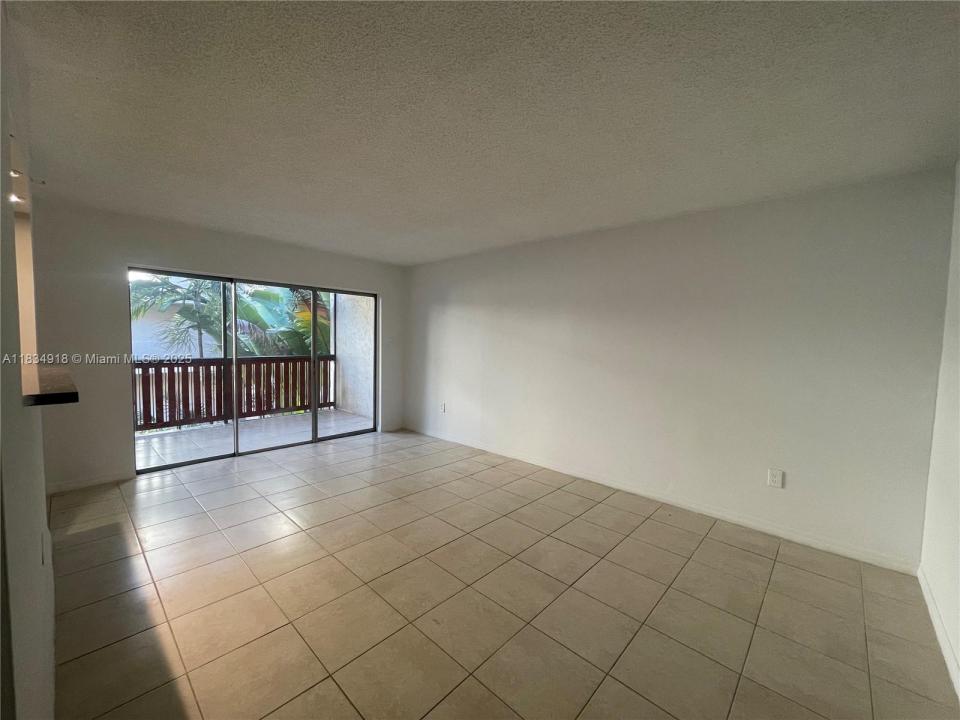 10641 SW 108th Ave 2I, Miami, 佛羅里達州 33176, 美國