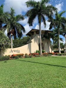 3020 NW 125th Ave 417, Sunrise, Florida 33323, USA