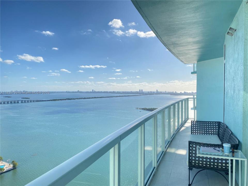 1900 N Bayshore Dr 3804, Miami, Florida 33132