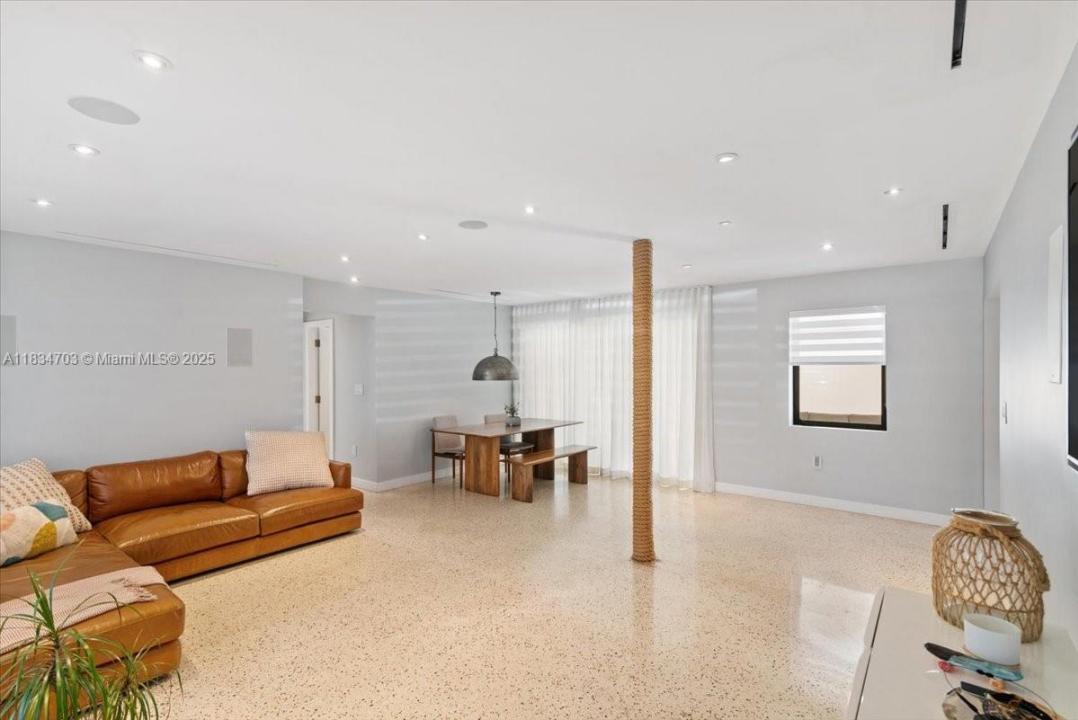 308 S 26th Ave, Hollywood, Флорида 33020, Соединенные Штаты