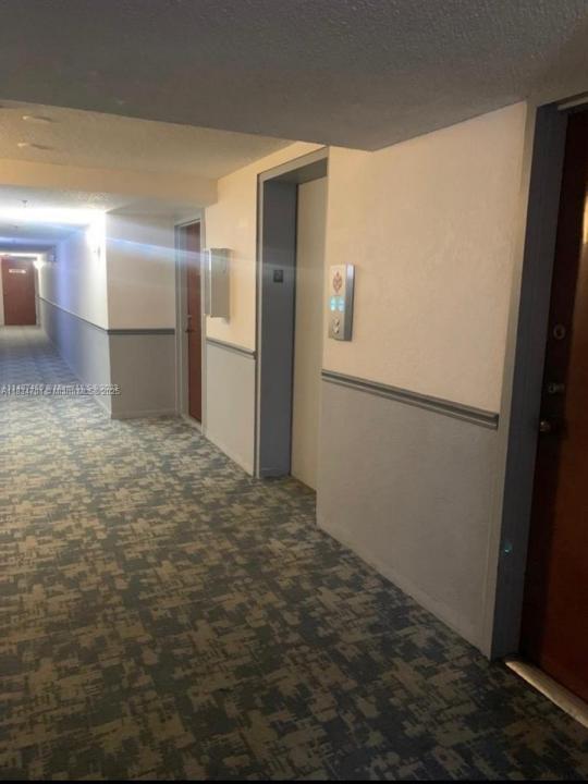 250 181st Dr 212, Sunny Isles Beach, Floride 33160, États-Unis