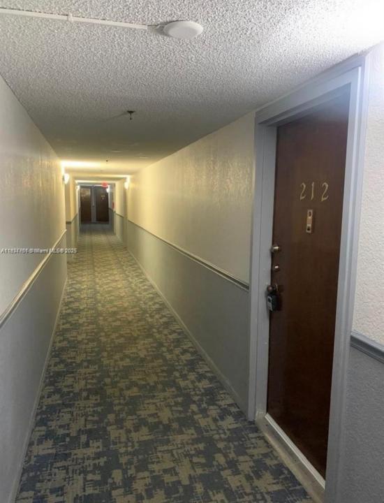 250 181st Dr 212, Sunny Isles Beach, Floride 33160, États-Unis