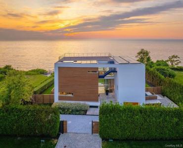 445 Glen Court, Southold, Nowy Jork 11935, USA