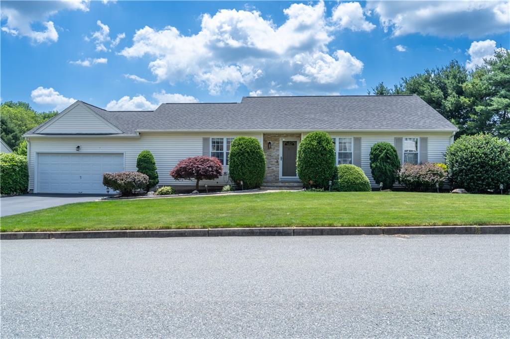 62 Scituate Farms Drive, Cranston, Rhode Island 02921, Estados Unidos