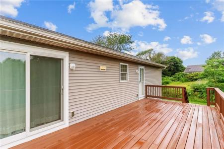 11 Eric Court, Portsmouth, Rhode Island 02871
