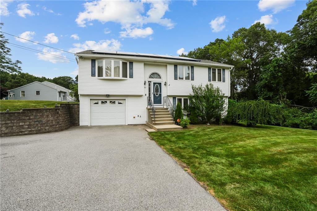 52 Tartaglia Street, Johnston, Rhode Island 02919