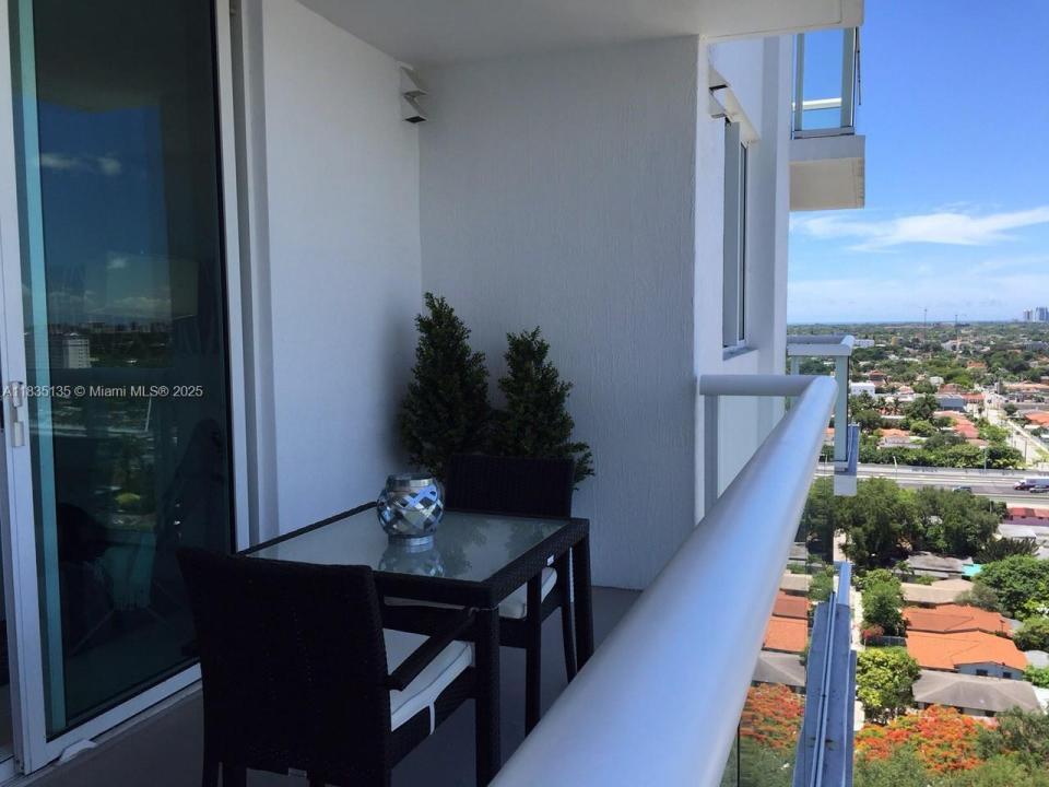 1871 NW S River Dr 1904, Miami, Florida 33125, Stati Uniti