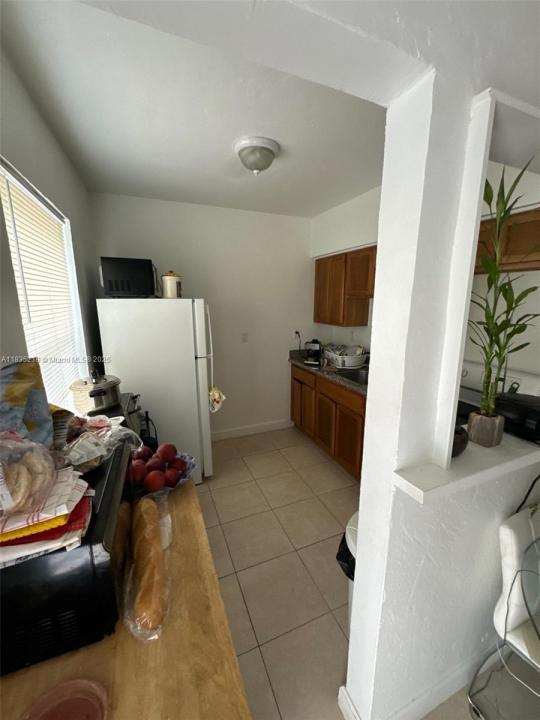 7905 Crespi Blvd, Miami Beach, Florida 33141