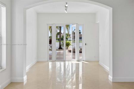 926 Marina Dr 926, Weston, Florida 33327, USA