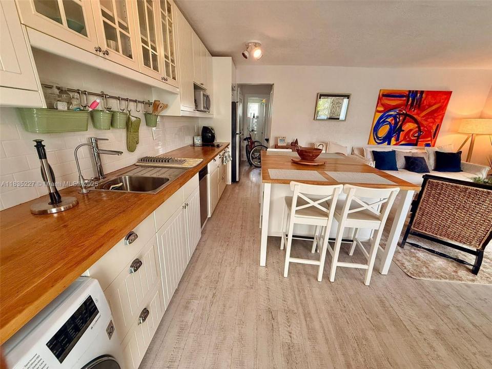 224 Meridian Ave 10, Miami Beach, Florida 33139