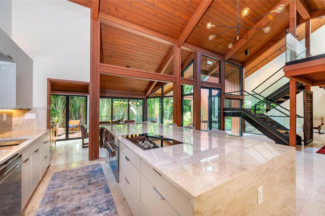 3400 Poinciana Ave, Miami, Floride 33133, États-Unis