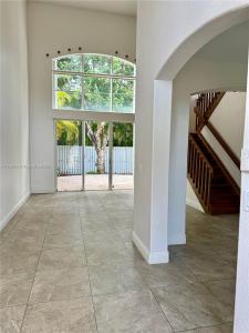 9457 NW 47th Ter, Doral, Florida 33178, USA