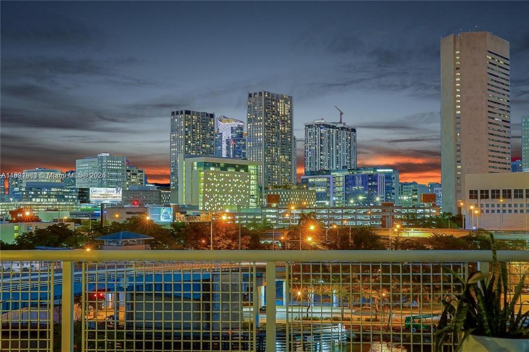 10 SW South River Dr 803, Miami, Florida 33130
