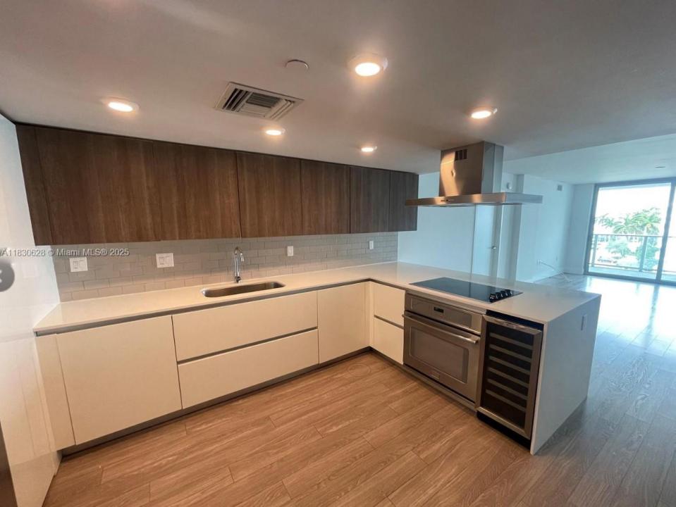 1025 92nd St 602, Bay Harbor Islands, فلوريدا 33154, الولايات المتحدة