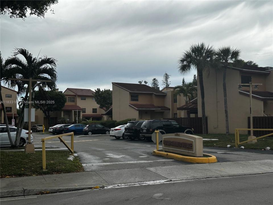 311 W Park Dr 101-13, Miami, フロリダ 33172, アメリカ合衆国