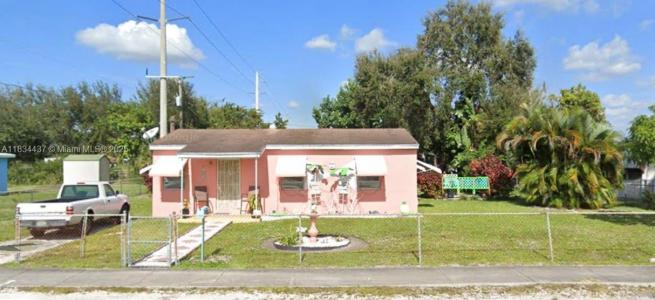 1881 NW 157th St, Miami Gardens, Florida 33054, USA
