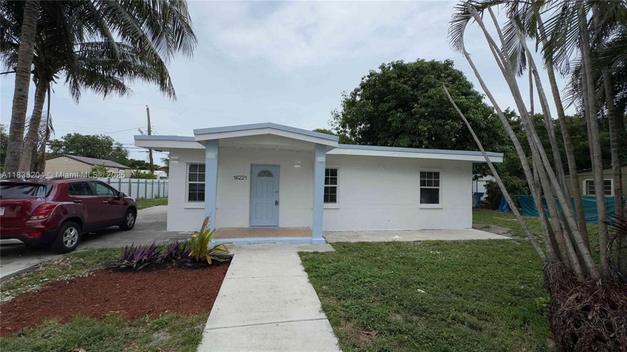 16221 E Bunche Park Dr, Miami Gardens, Florida 33054