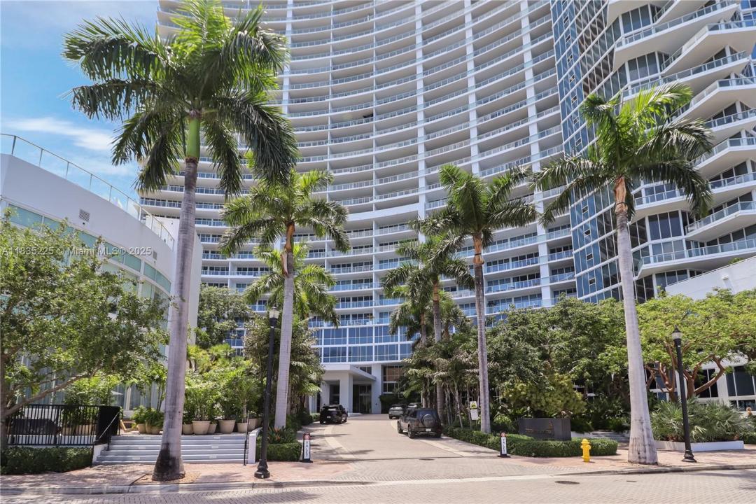 2020 N Bayshore Dr 2801, Miami, Florida 33137