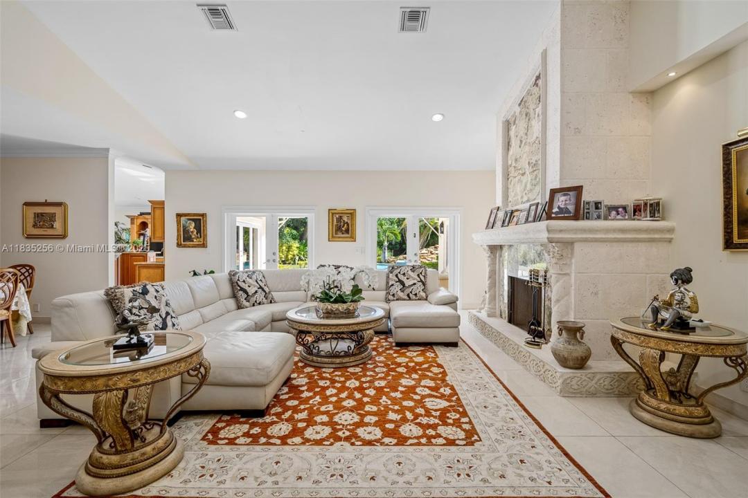 10735 SW 58th Ave, Pinecrest, Florida 33156